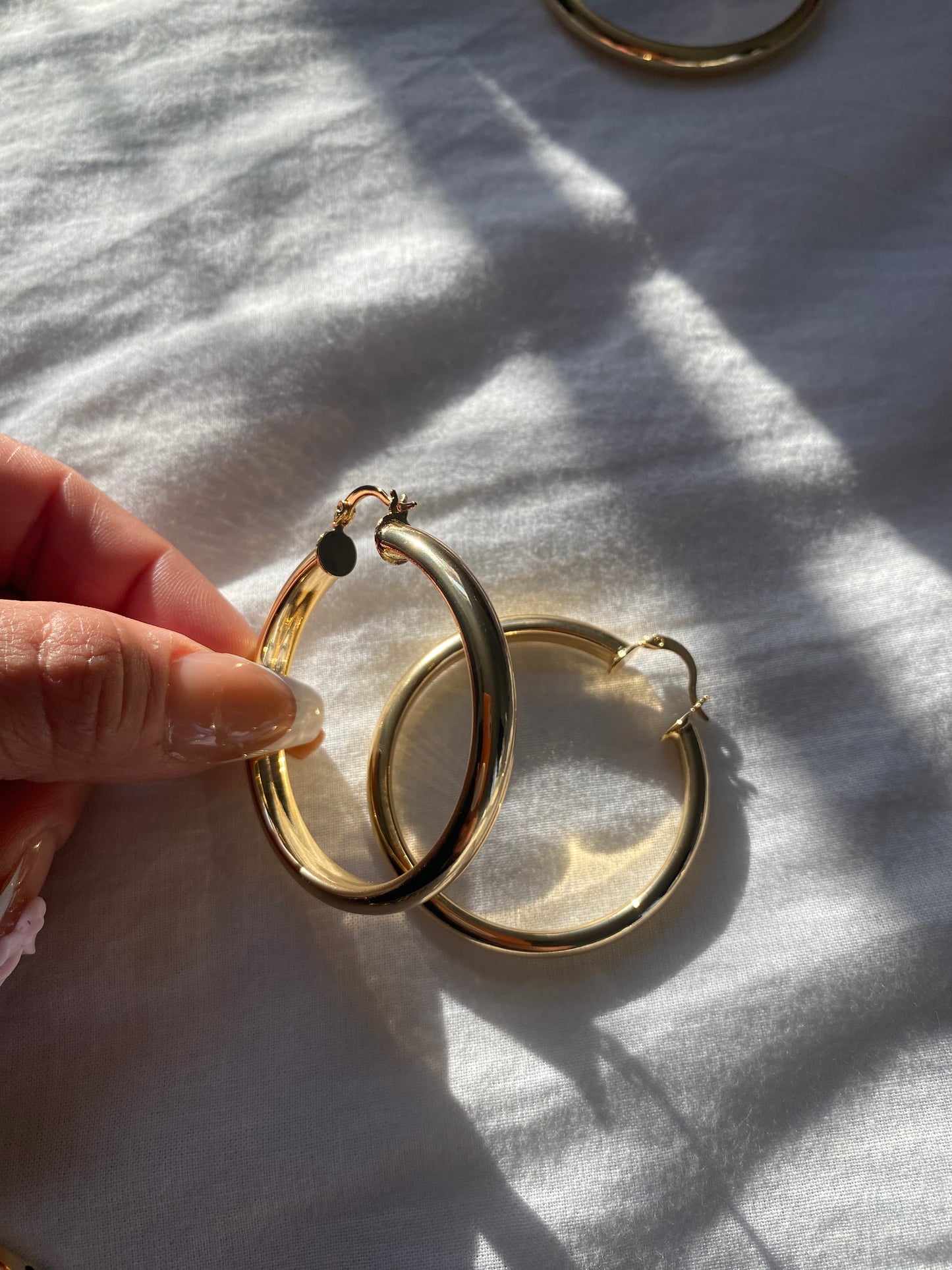 Penelope Medium Gold Hoops