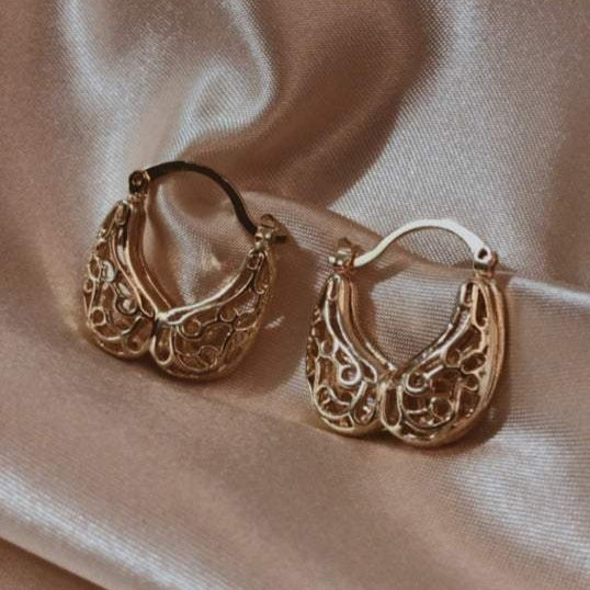 Lucia Vintage Hoops