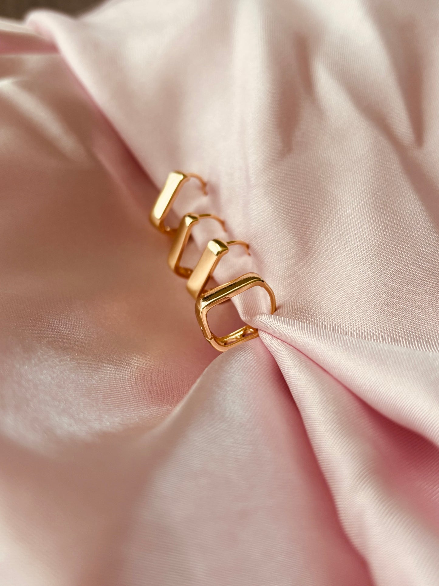 Aida Mini Hoops