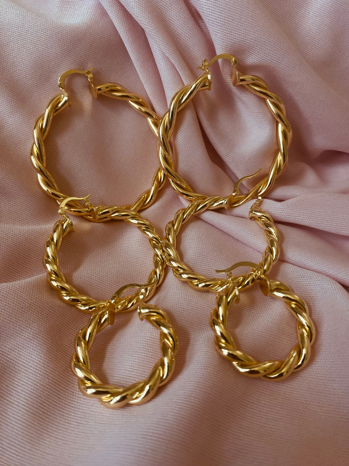Aurora Hoops Large