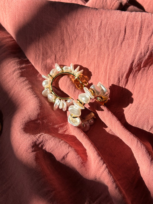 Isla Pearl Hoops