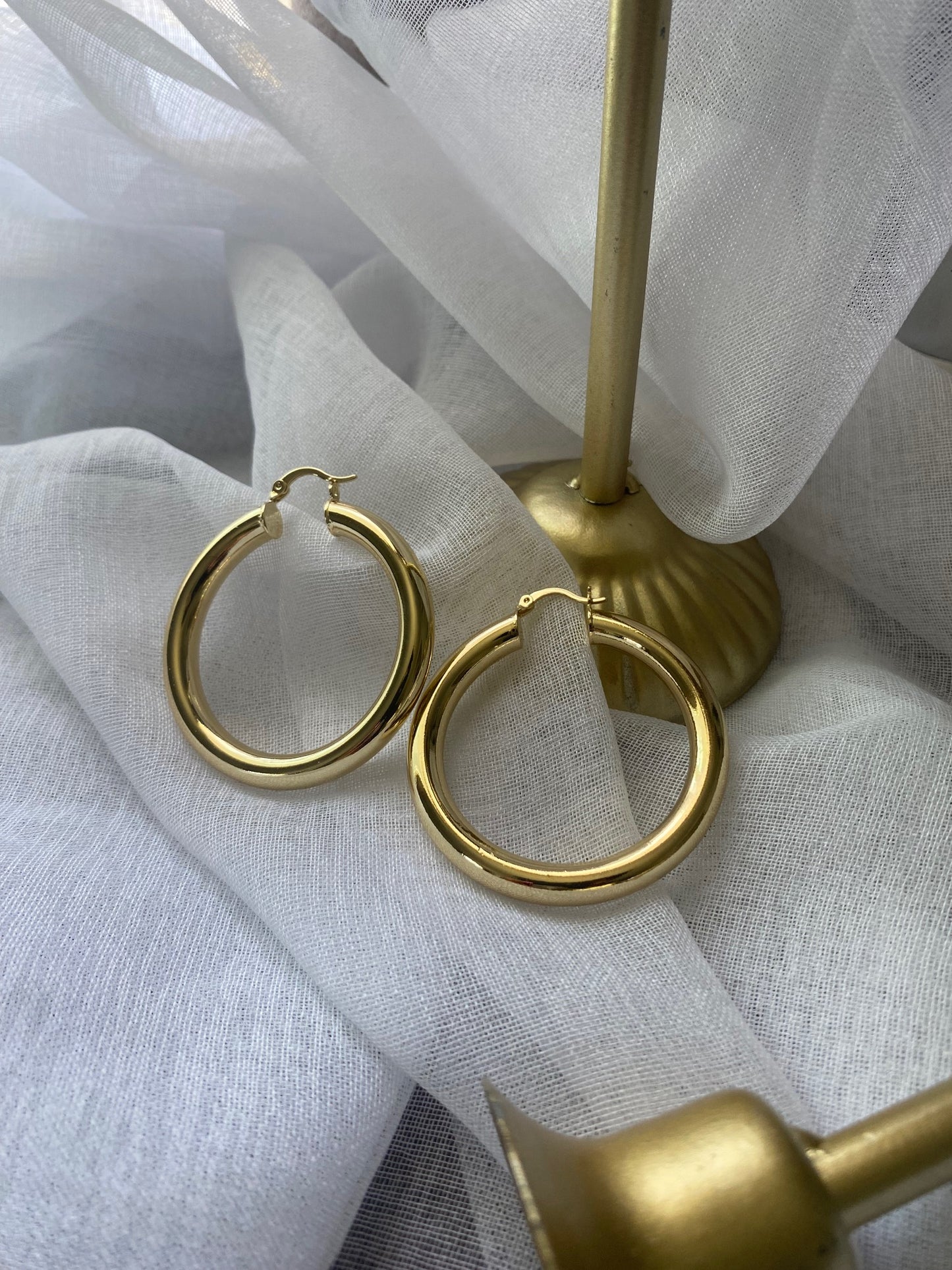 Miranda Hoops (Medium)