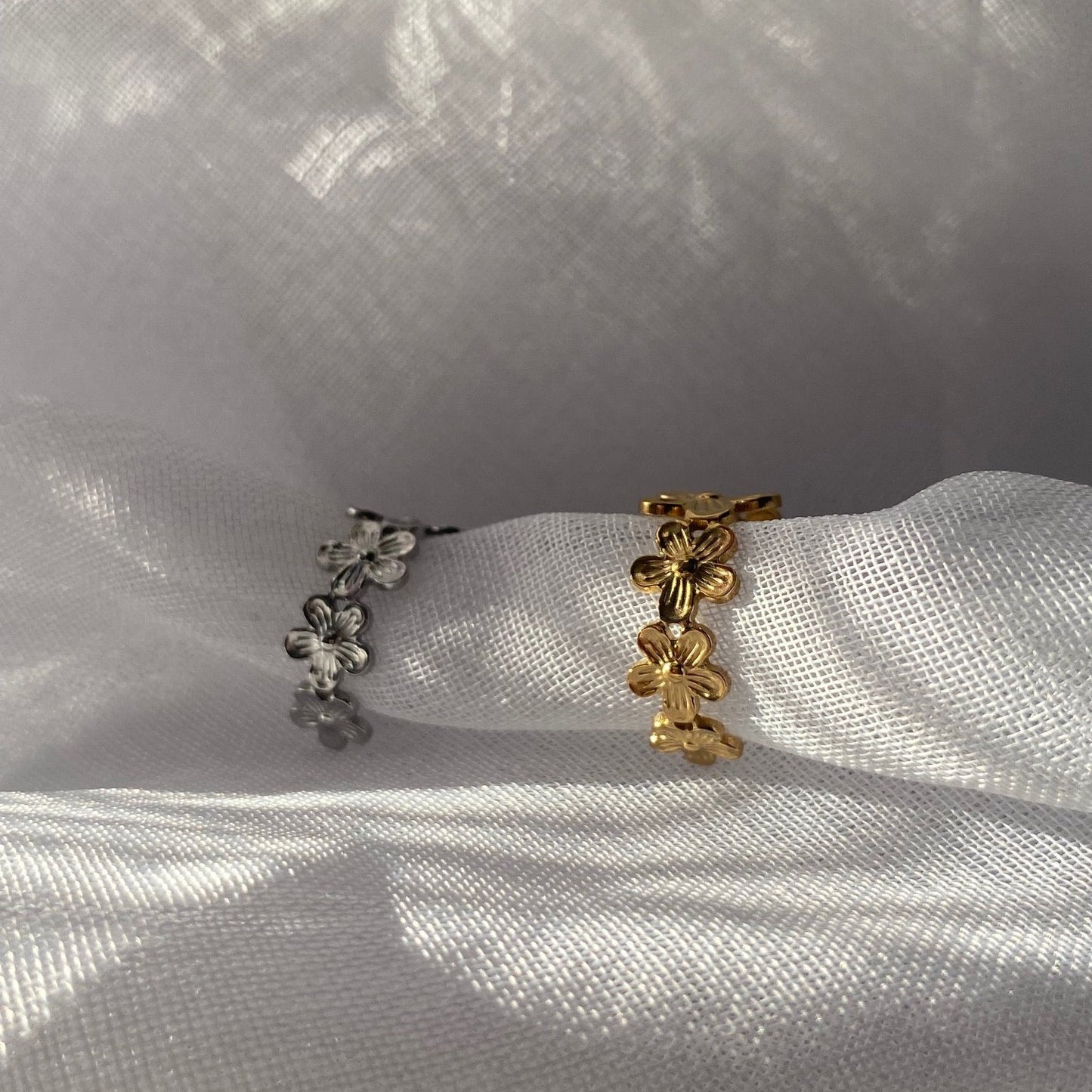 Hana  Ring