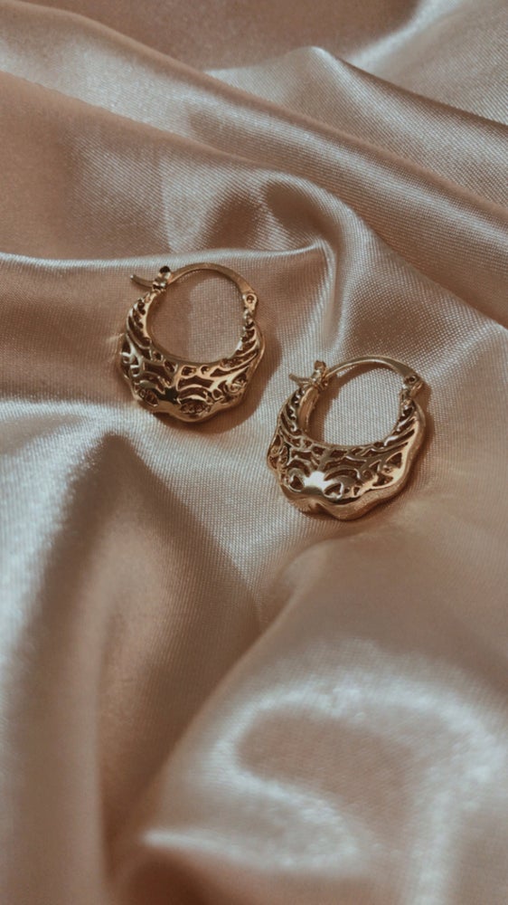 VALENTINA HOOPS